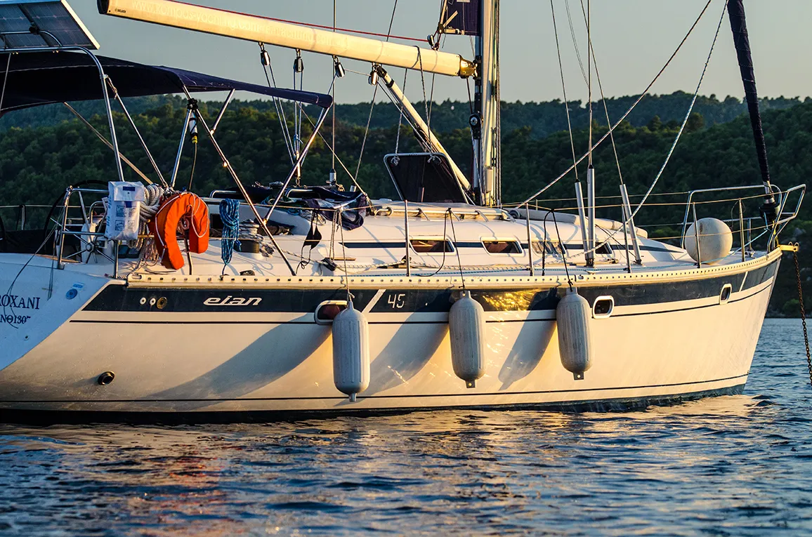 Roxani - Yelkenli içinde Halkidiki