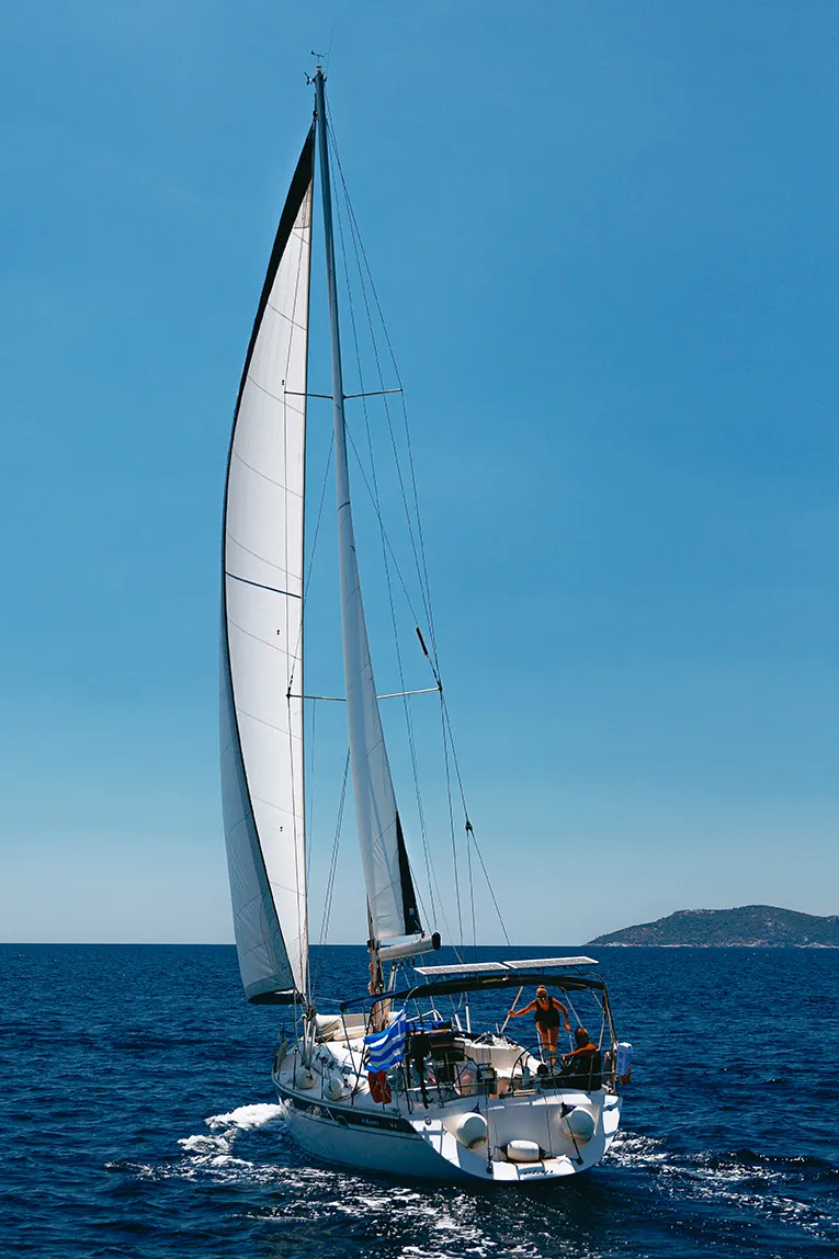 Roxani - Yelkenli içinde Halkidiki