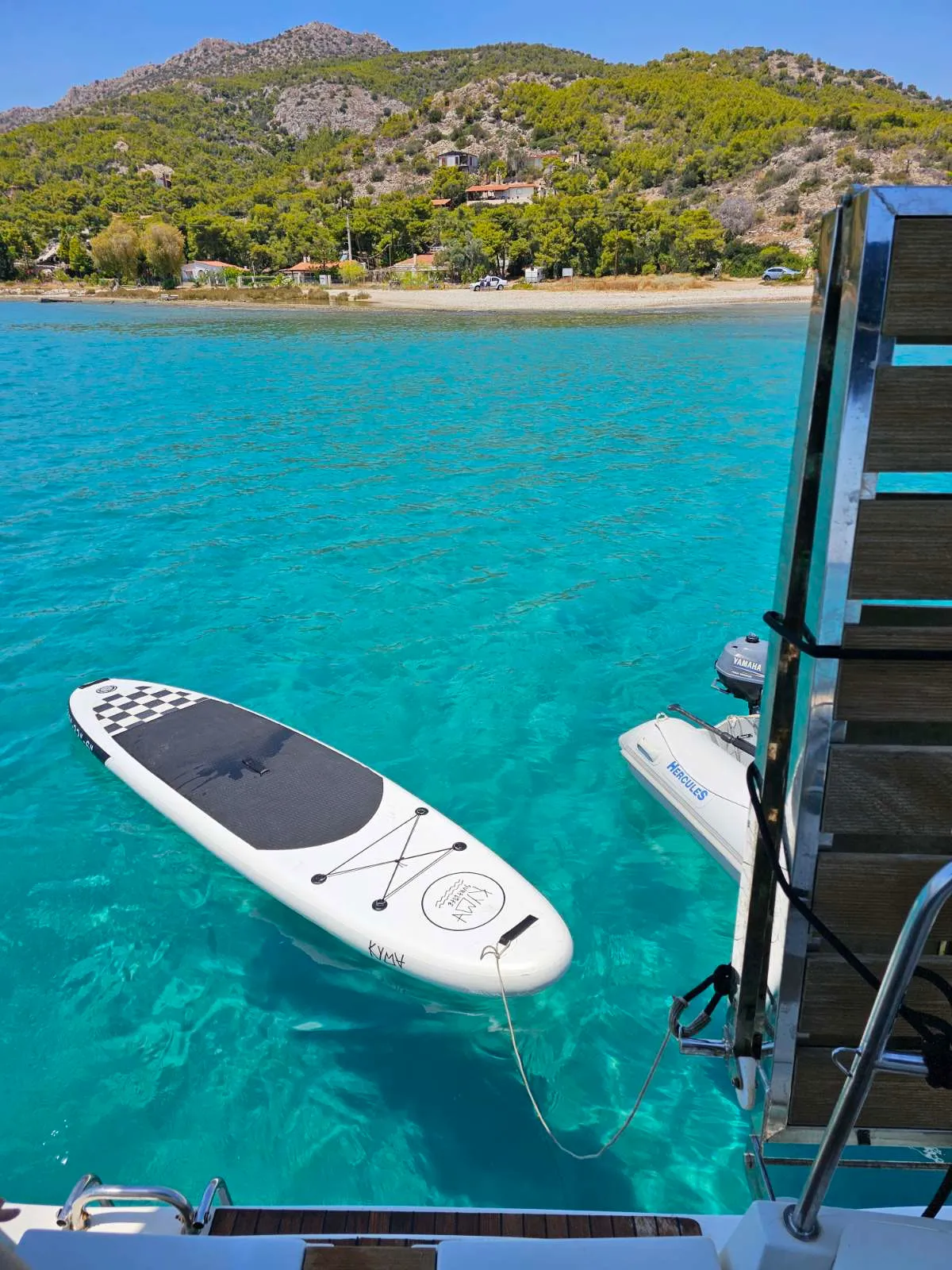 Comfort - Sailboat in Kallithea