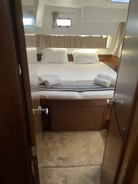 Stern cabin