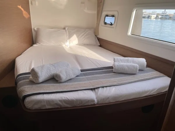 Front cabin