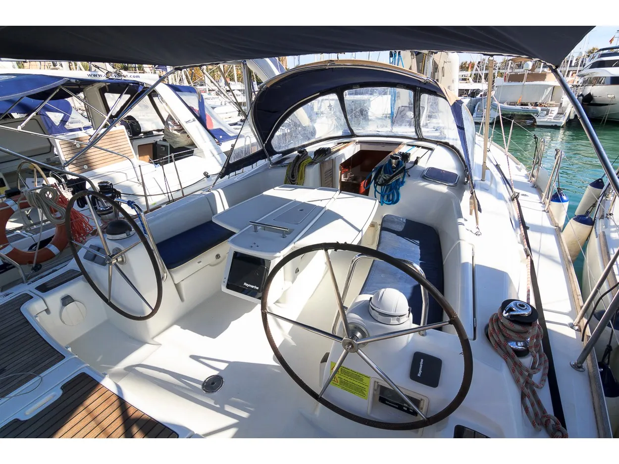 Demonio de Tasmania - Sailboat in Palma
