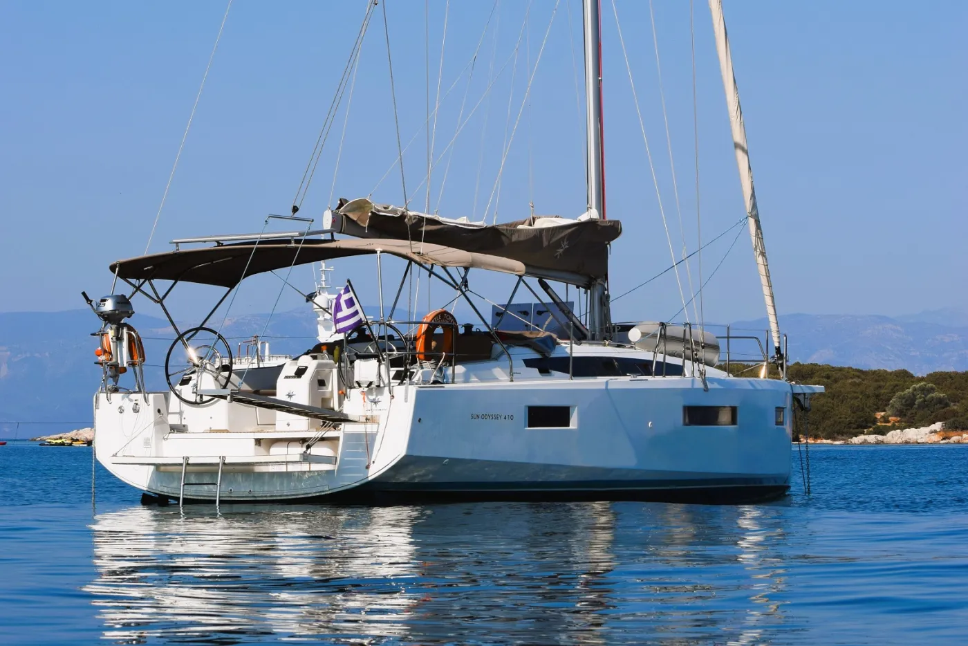 Little Tony - Sailboat in Alimos