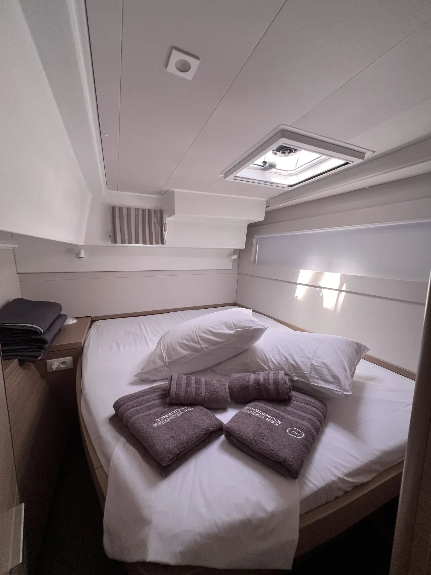 SOPHIE - Katamaran içinde Kontokali