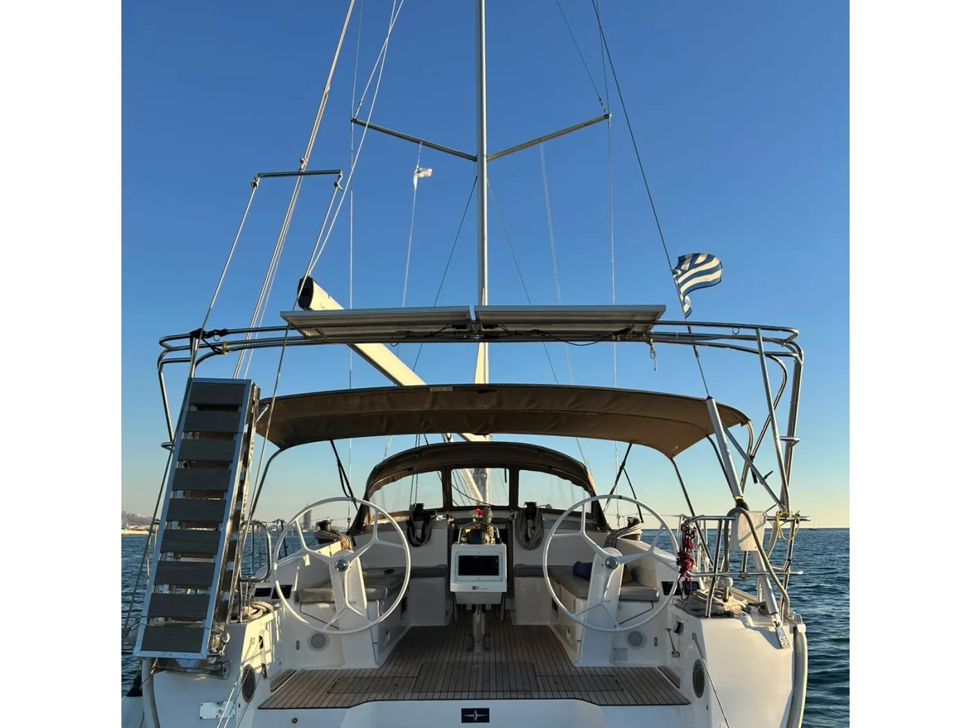 ANEMONI - Sailboat in Alimos