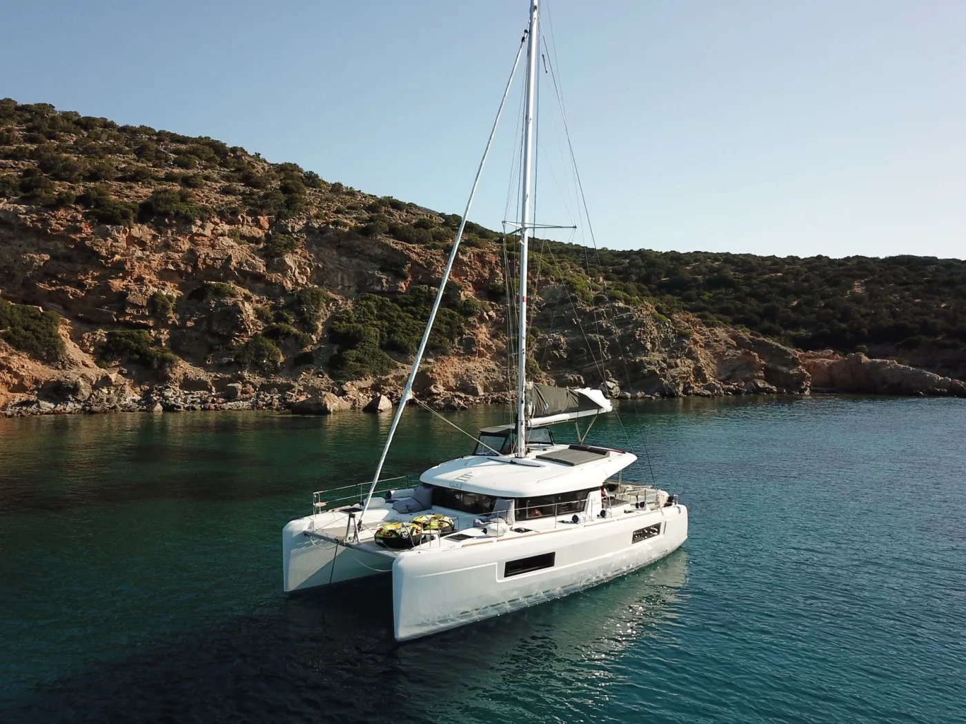 CATALINA - Catamaran in Alimos