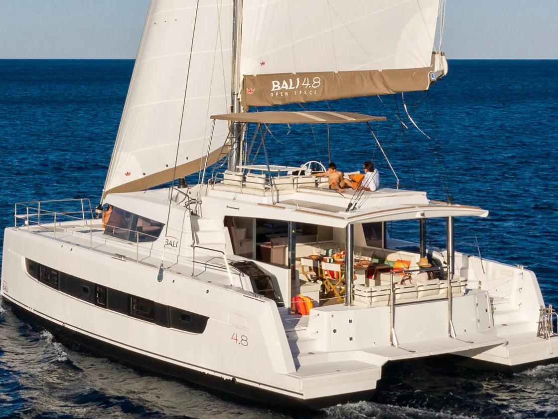Bali - Catamaran in Karagözler