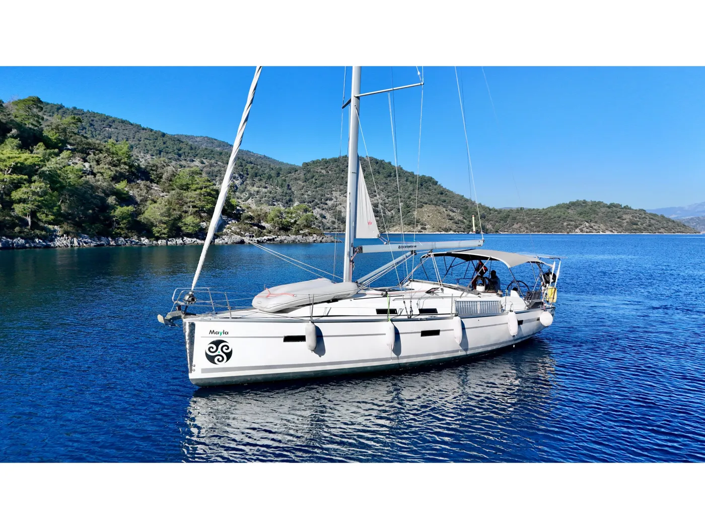 Mayla - Sailboat in Karagözler