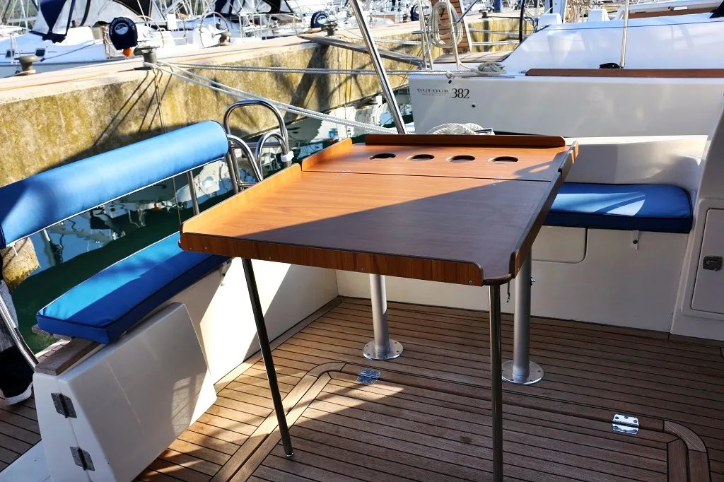 BAVA - Motor Yacht in Bibinje