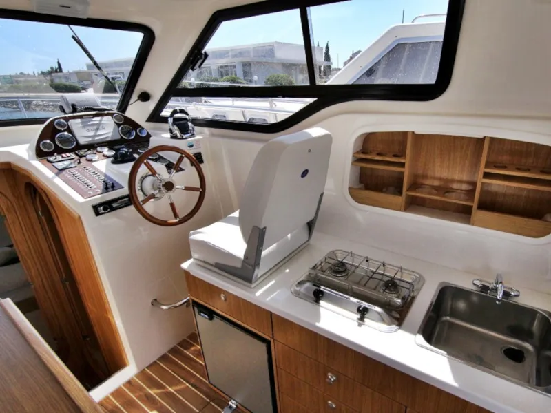 RAVA - Motor Yacht in Bibinje