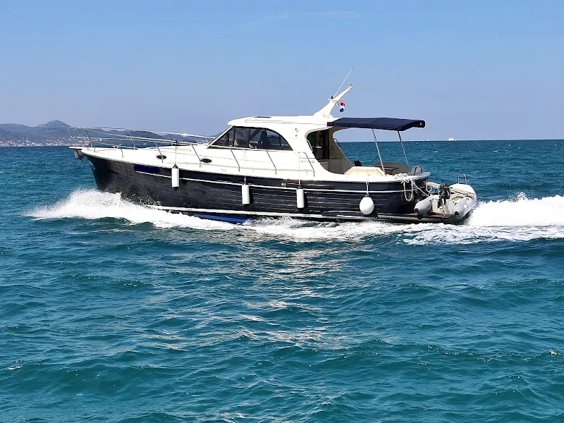 ROBERTA - Motor Yacht in Bibinje