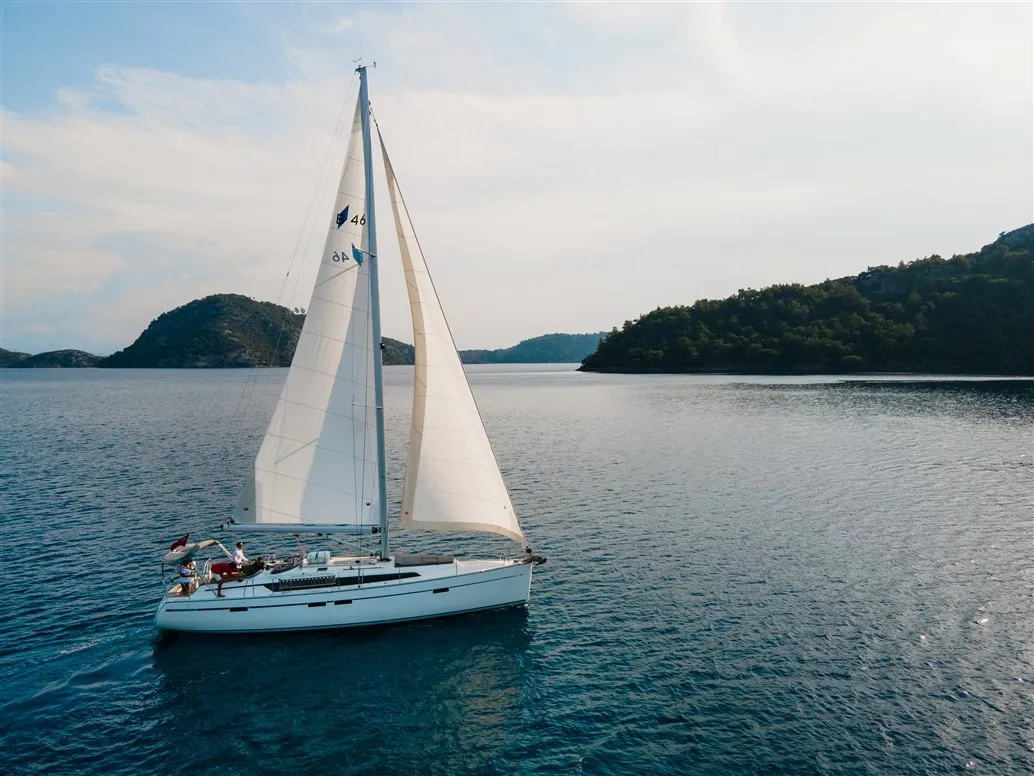 BARCELONA - Sailboat in Karagözler