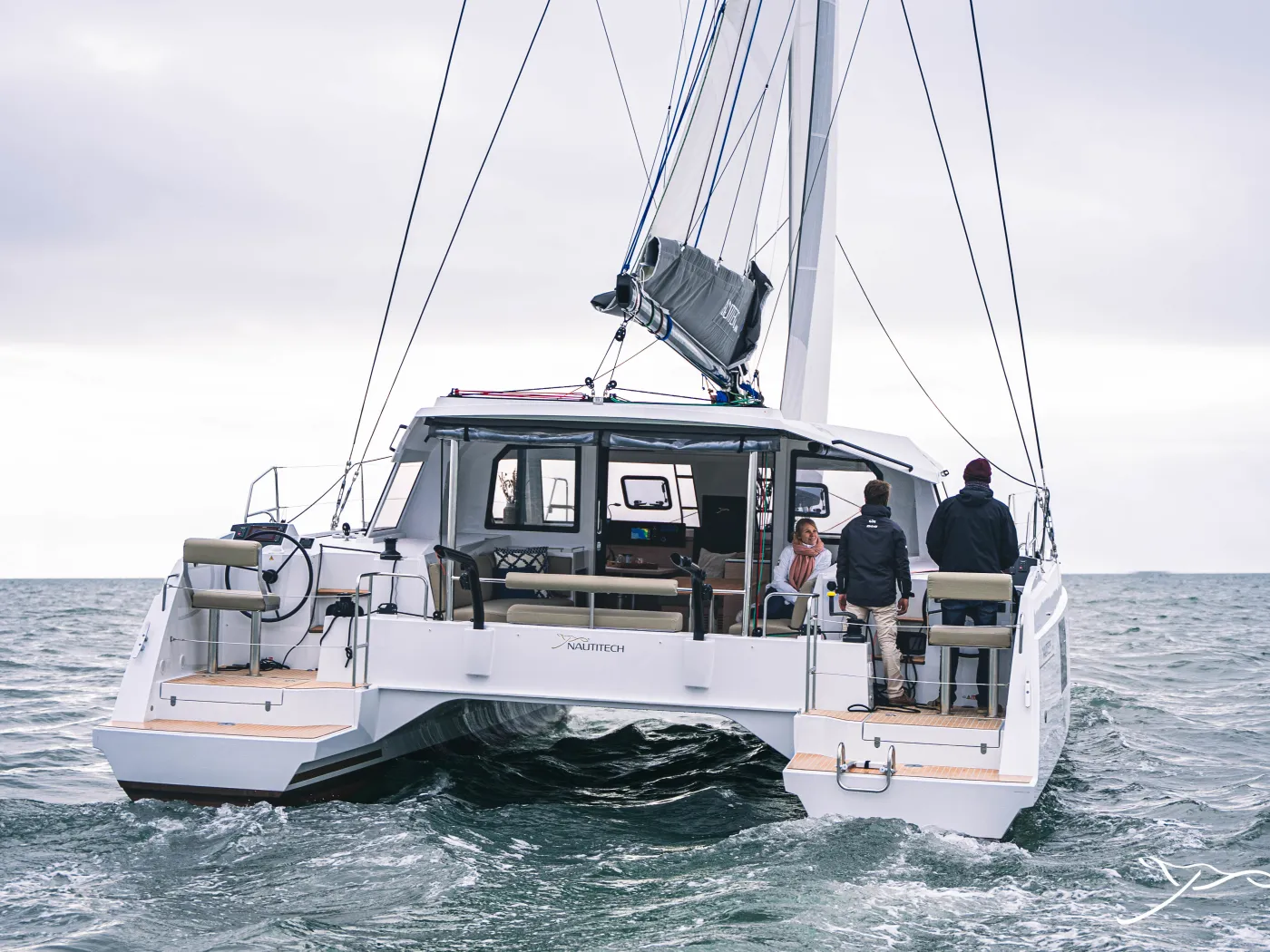 Howdoo - Catamaran in Pula