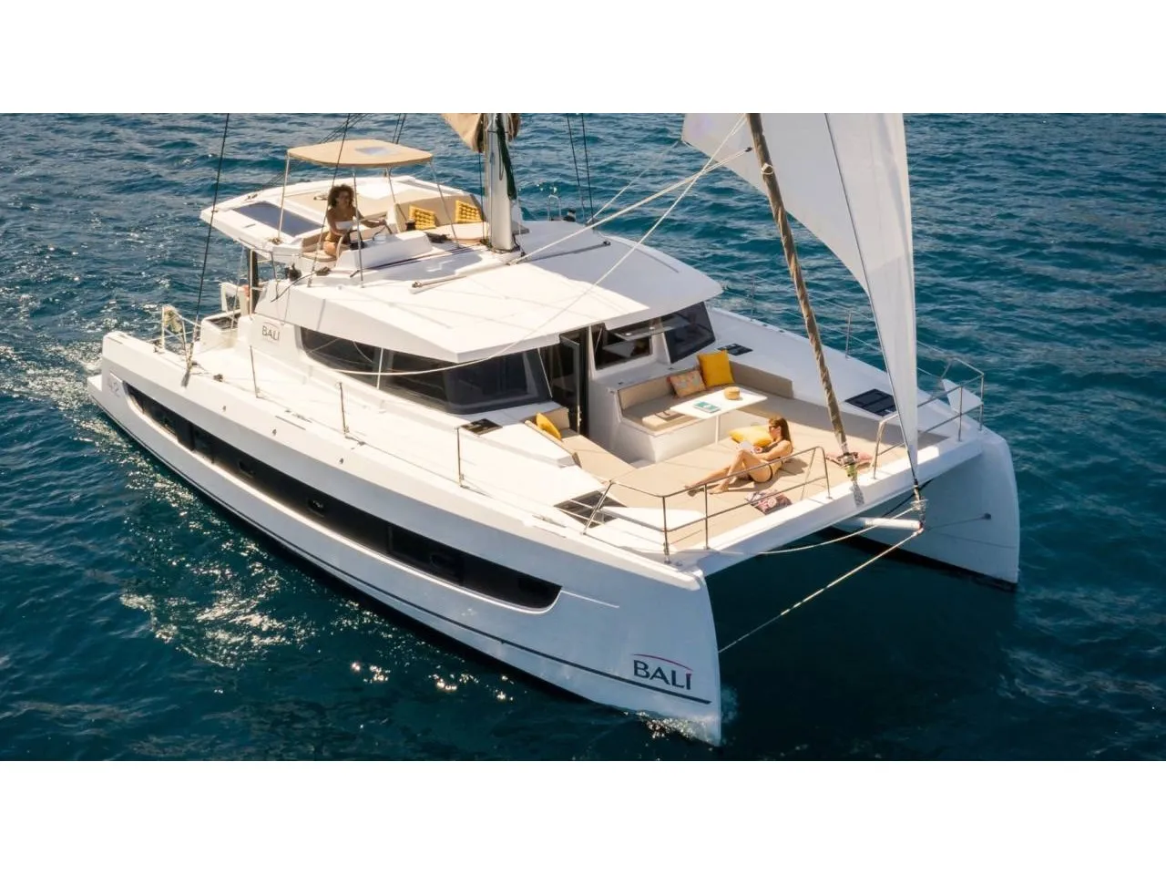 Honey Meadows - Catamaran in Barcelona