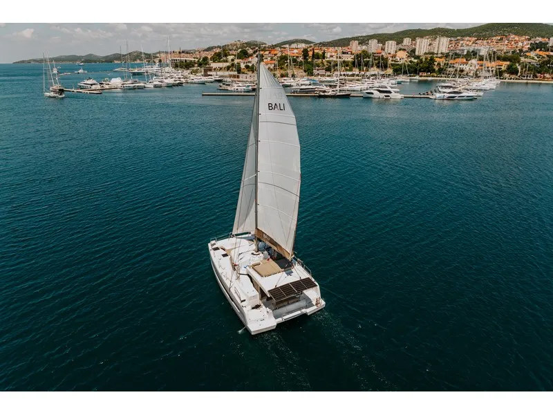 NOR - Catamaran in Šibenik
