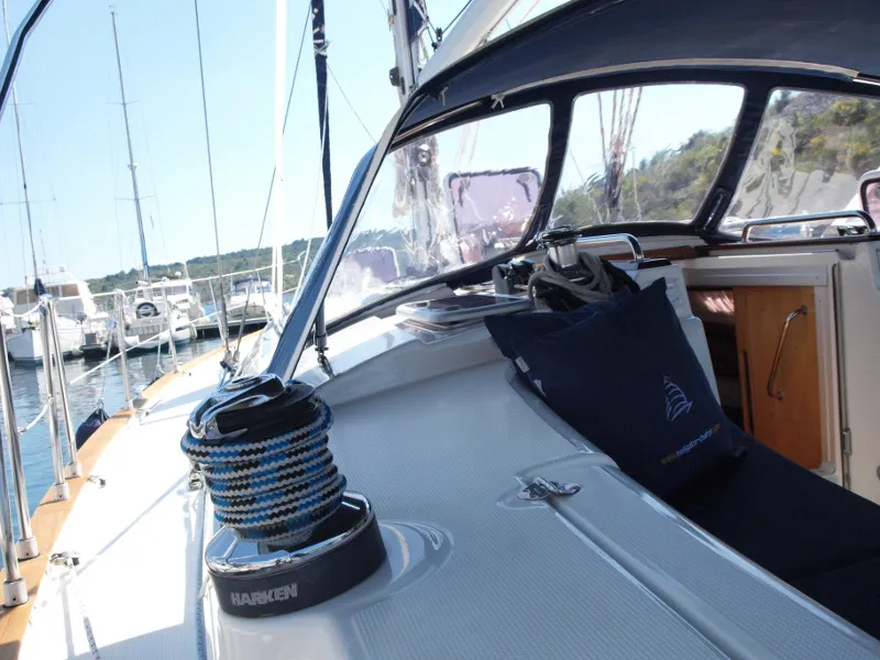 SeaGull - Sailboat in Primošten