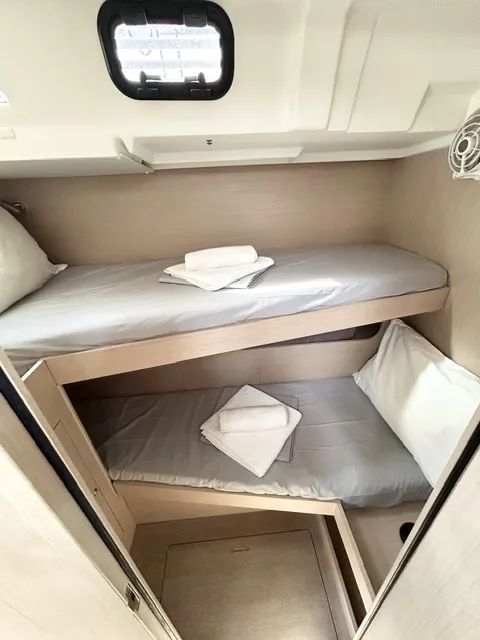 Reboot - Yelkenli içinde Alimos