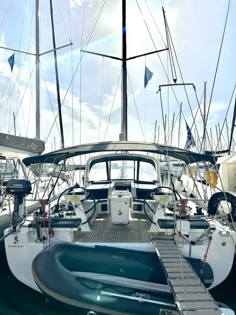 Reboot - Yelkenli içinde Alimos