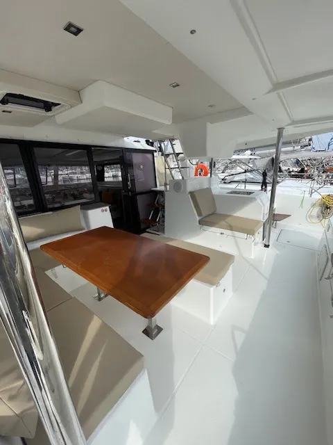 Red Rose - Skippered - Catamaran in Tourlos