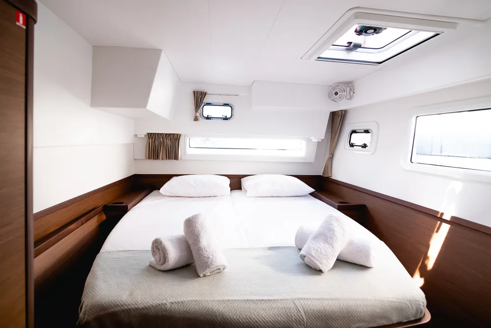 Blue Trident - Catamaran in Tourlos