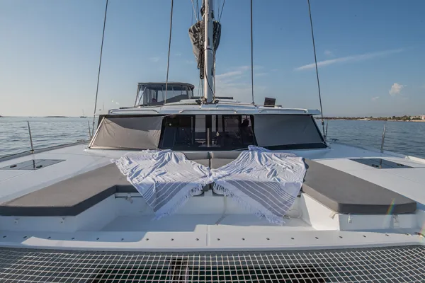 NOU NOU 1 - Skippered - Green Wave