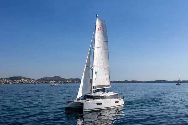 NOU NOU 1 - Skippered - Green Wave