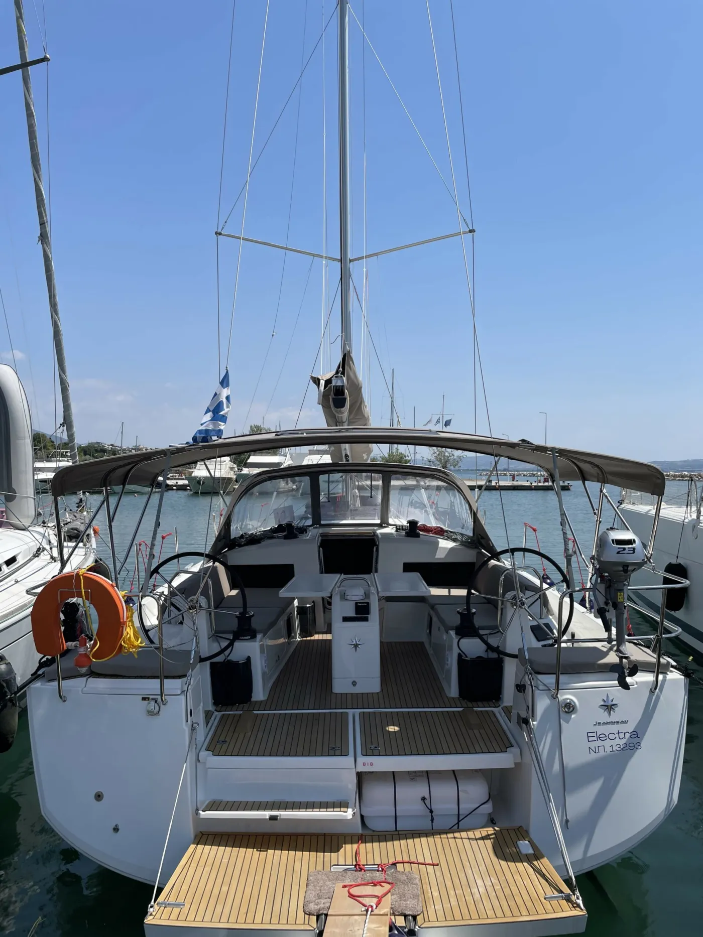 Electra - Sailboat in Paros