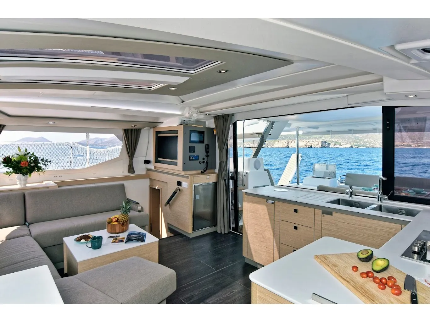 Helidoni - Skippered - Catamaran in Volos