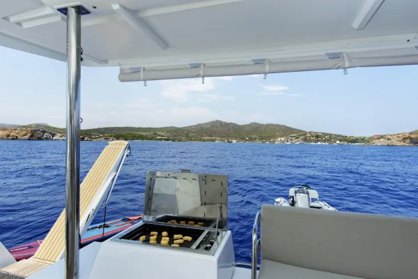 Helidoni - Skippered