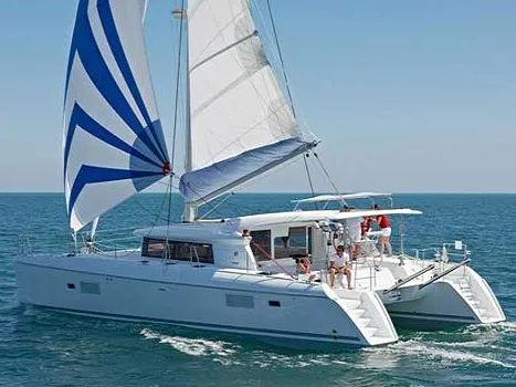 Gemini - Katamaran içinde Lefkada