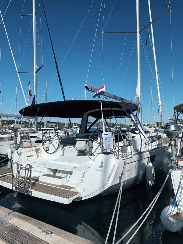 LUNA ROSSA