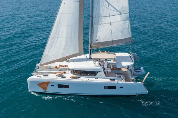 Catalina | A/C generator watermaker