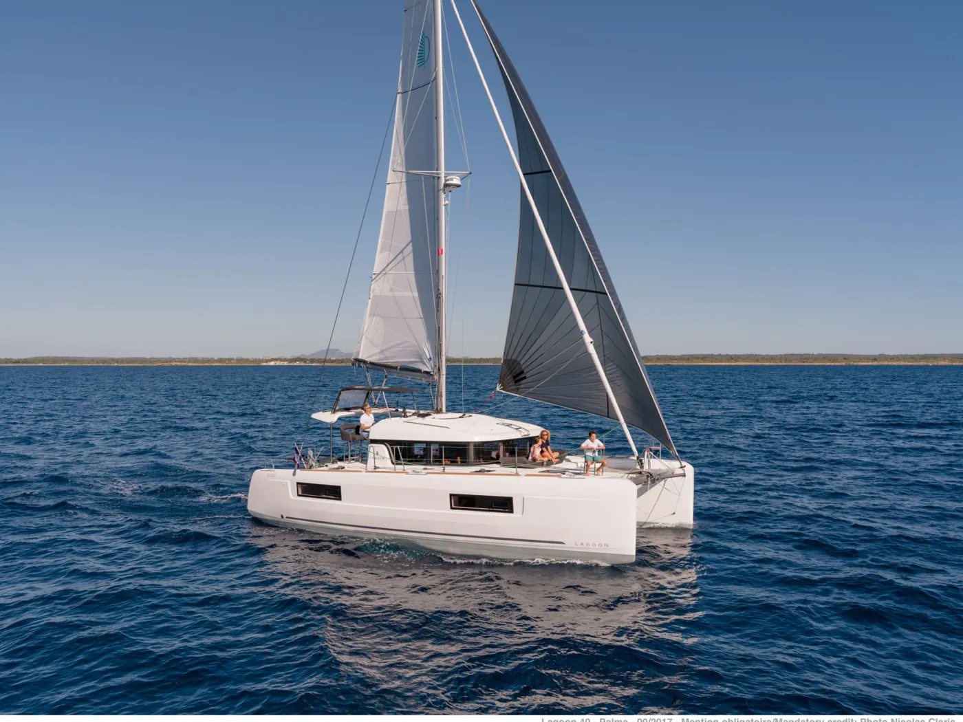 Bonobo | A/C generator watermaker - Catamaran in Etoloakarnania