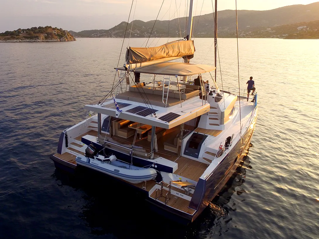 New Horizons 3 - Catamaran in Alimos