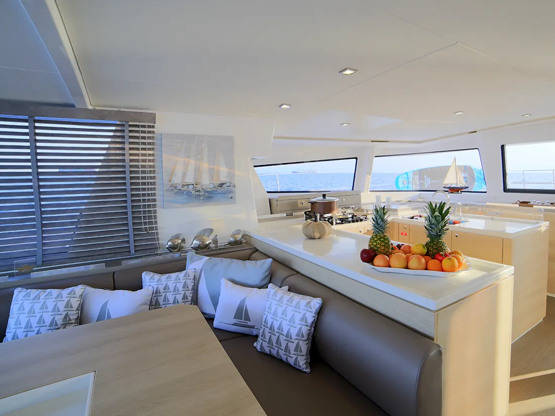 New Horizons 3 - Catamaran in Alimos