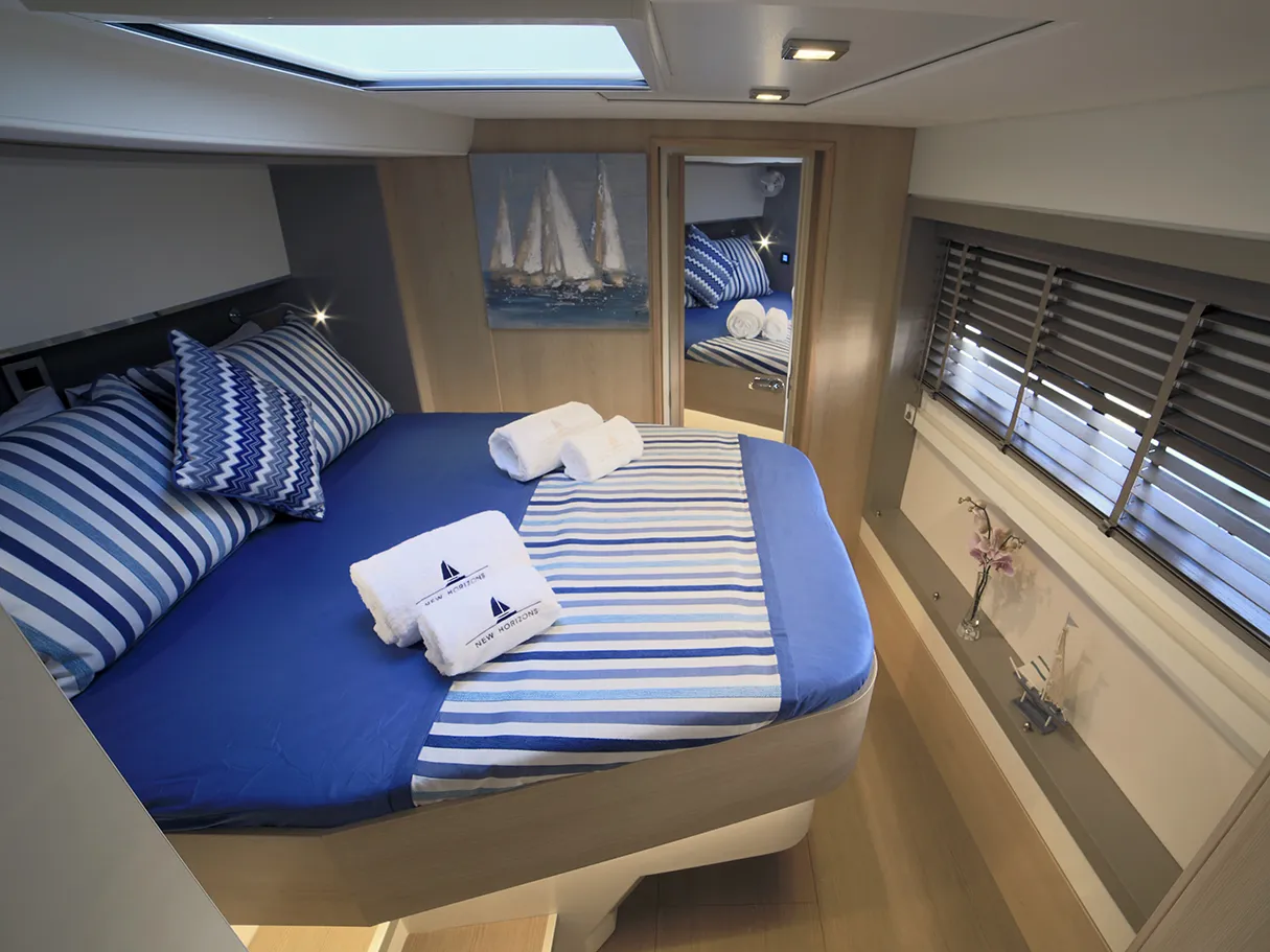 New Horizons 3 - Catamaran in Alimos