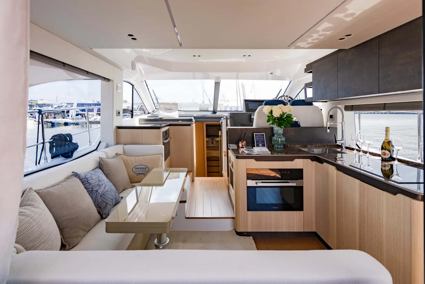 Supernova - Motor Yacht in Bibinje