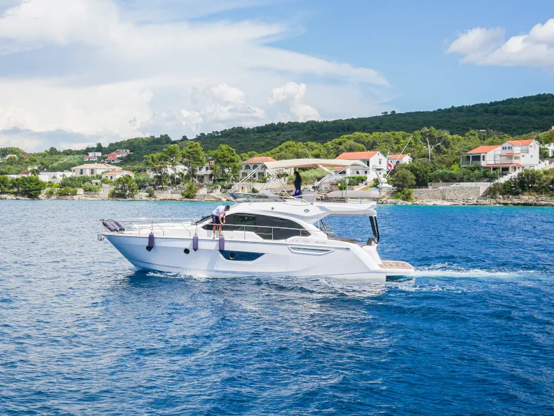 Star Dust - Motor Yacht in Bibinje