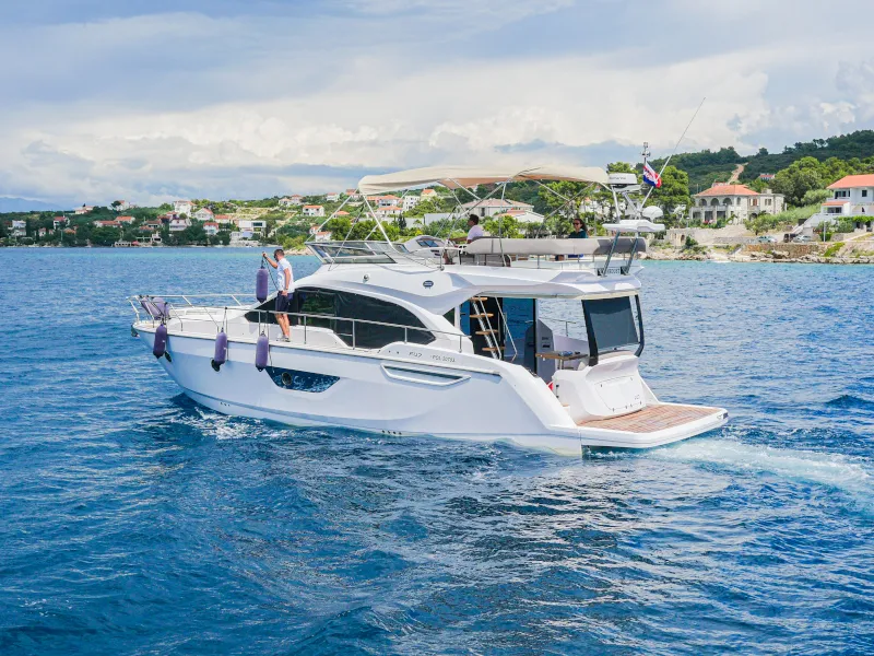 Star Dust - Motor Yacht in Bibinje
