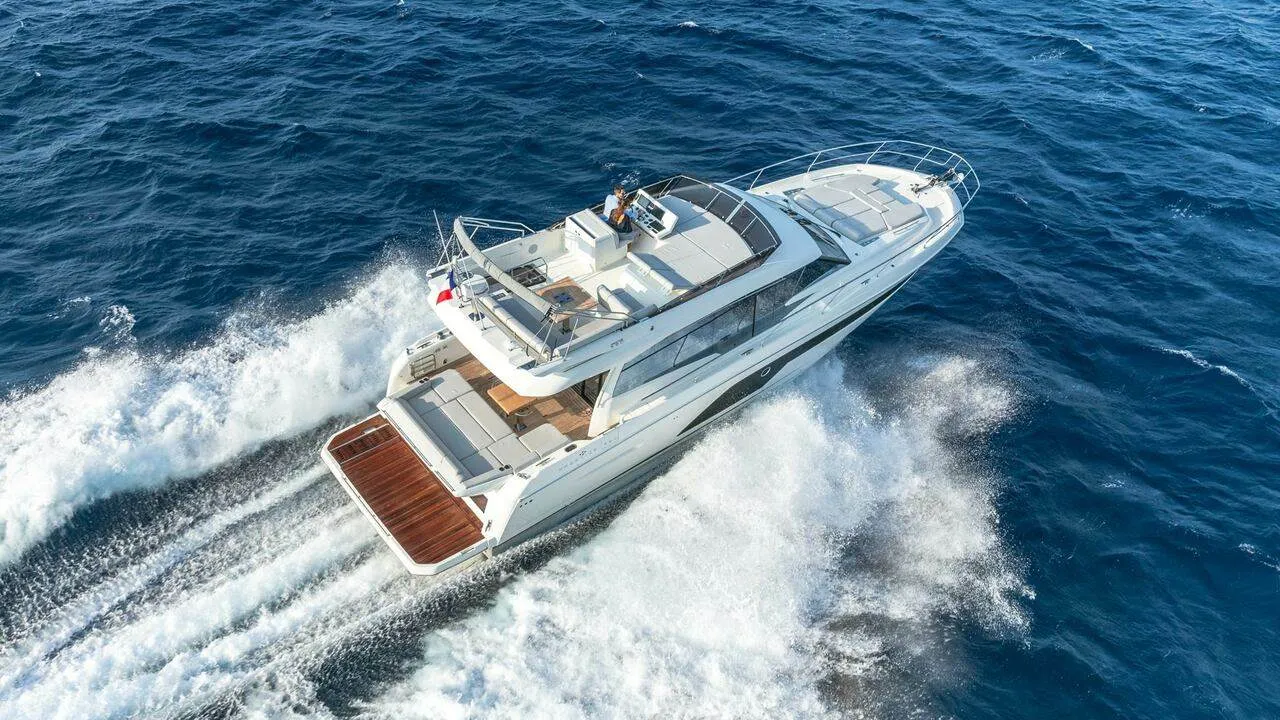 DZIANINY.CLUB 2 - Motor Yacht in Bibinje
