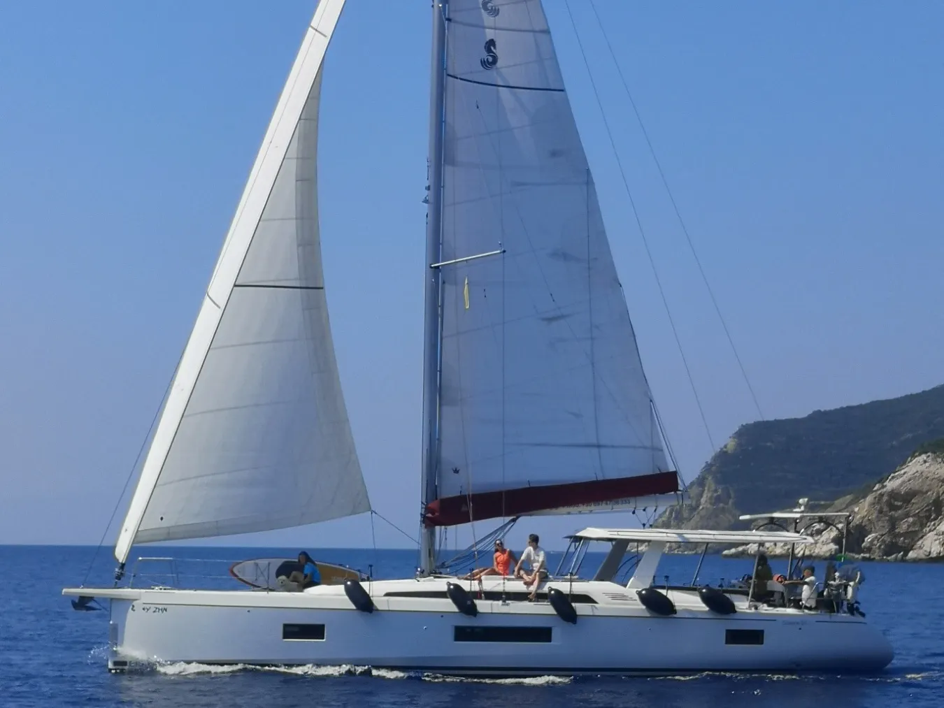 Ef Zin - Yelkenli içinde Skopelos