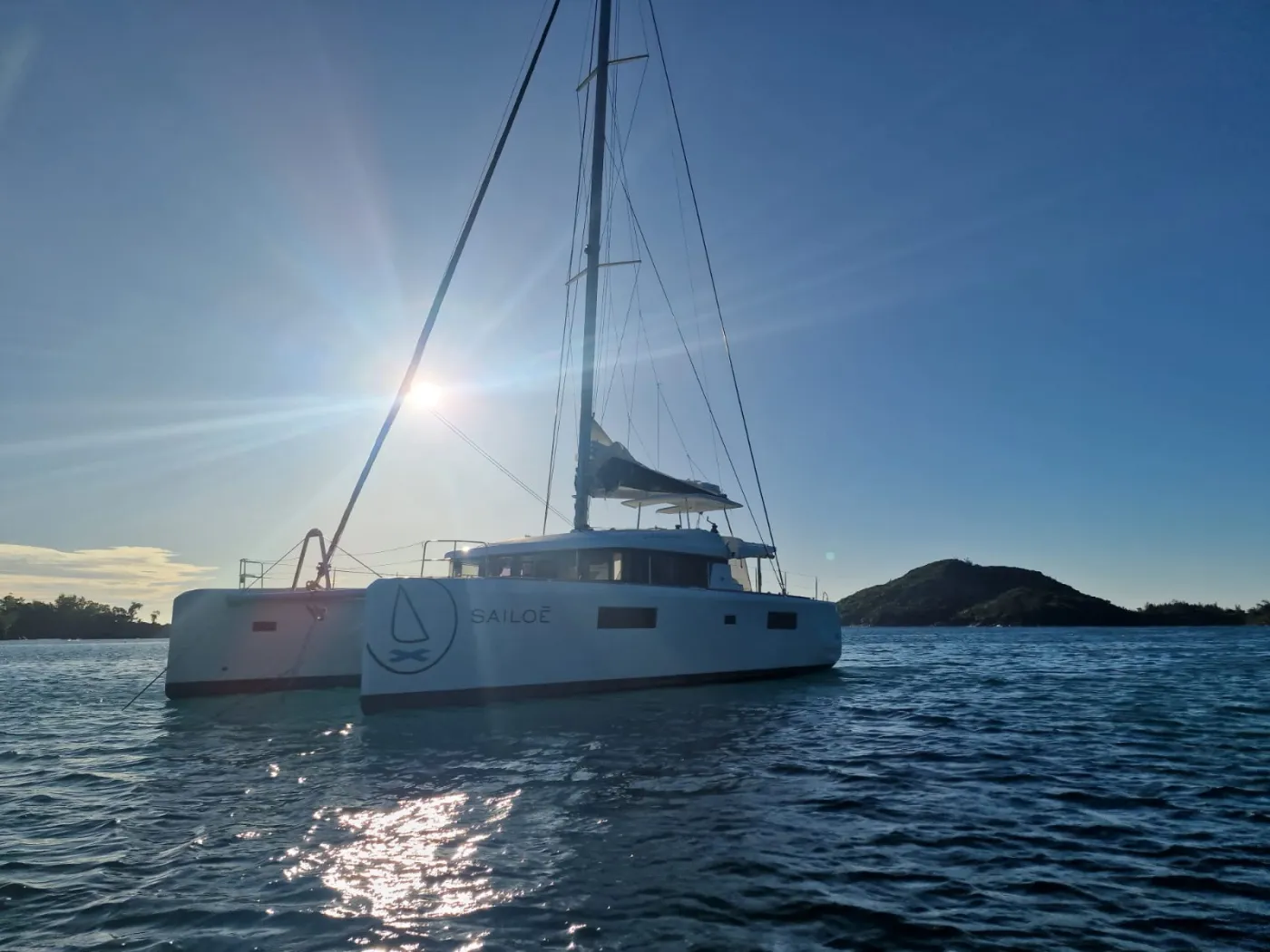 Takamaka - Catamaran in Providence
