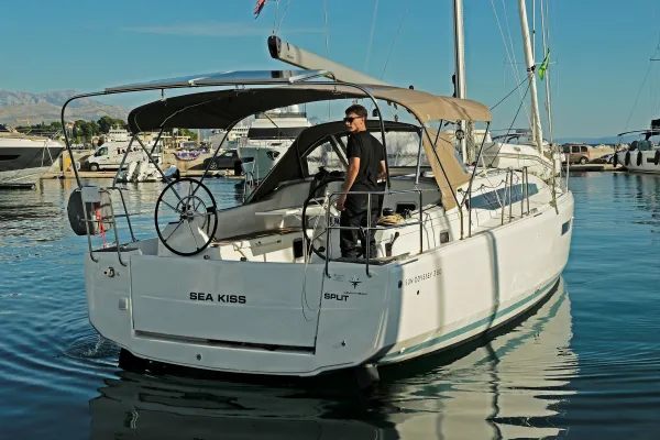 Sea Kiss