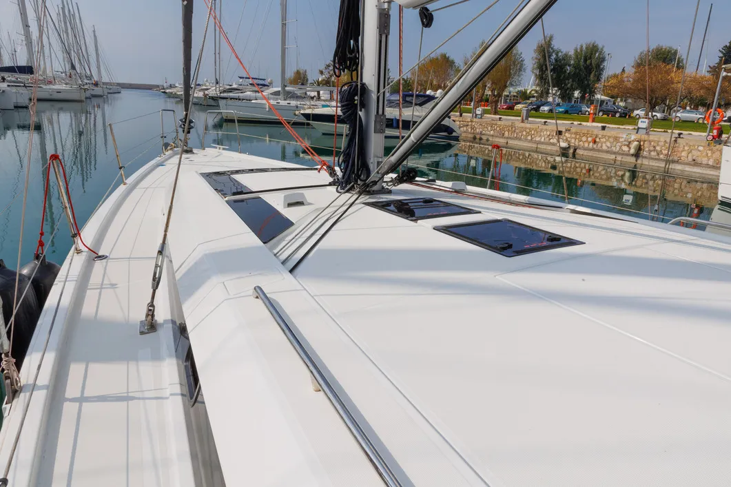 Solon - Sailboat in Alimos