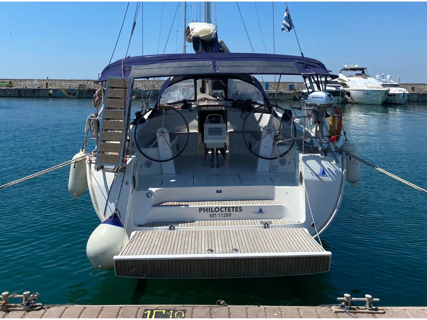 Philoctetes - Sailboat in Alimos