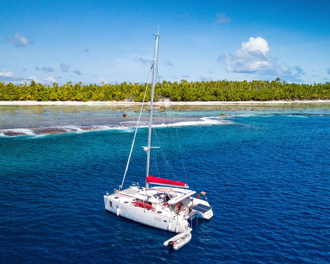 Poe Reva - Catamaran in Papeete