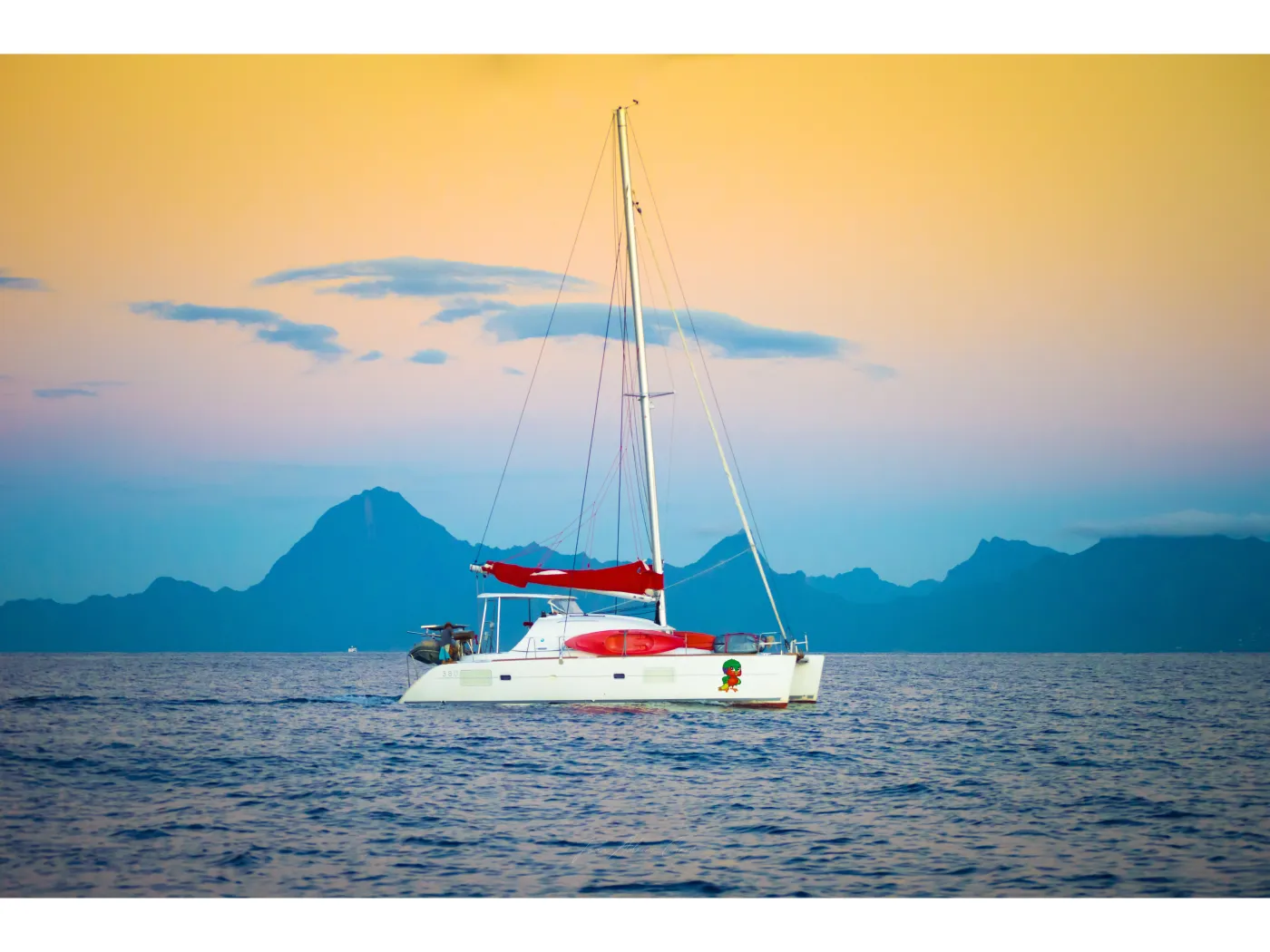 Poe Vai - Catamaran in Papeete