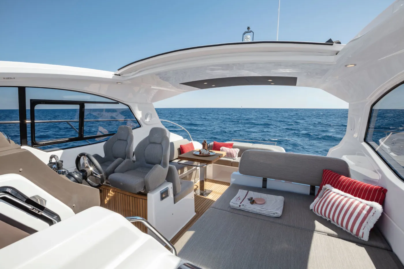 Don't tell mama - Motor Yacht in Castellammare di Stabia