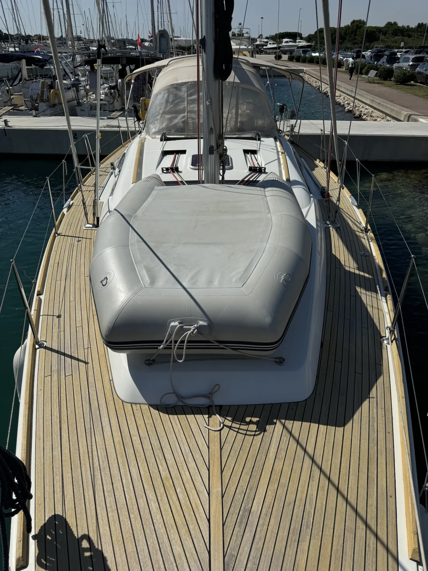 Magnolia - Sailboat in Bibinje