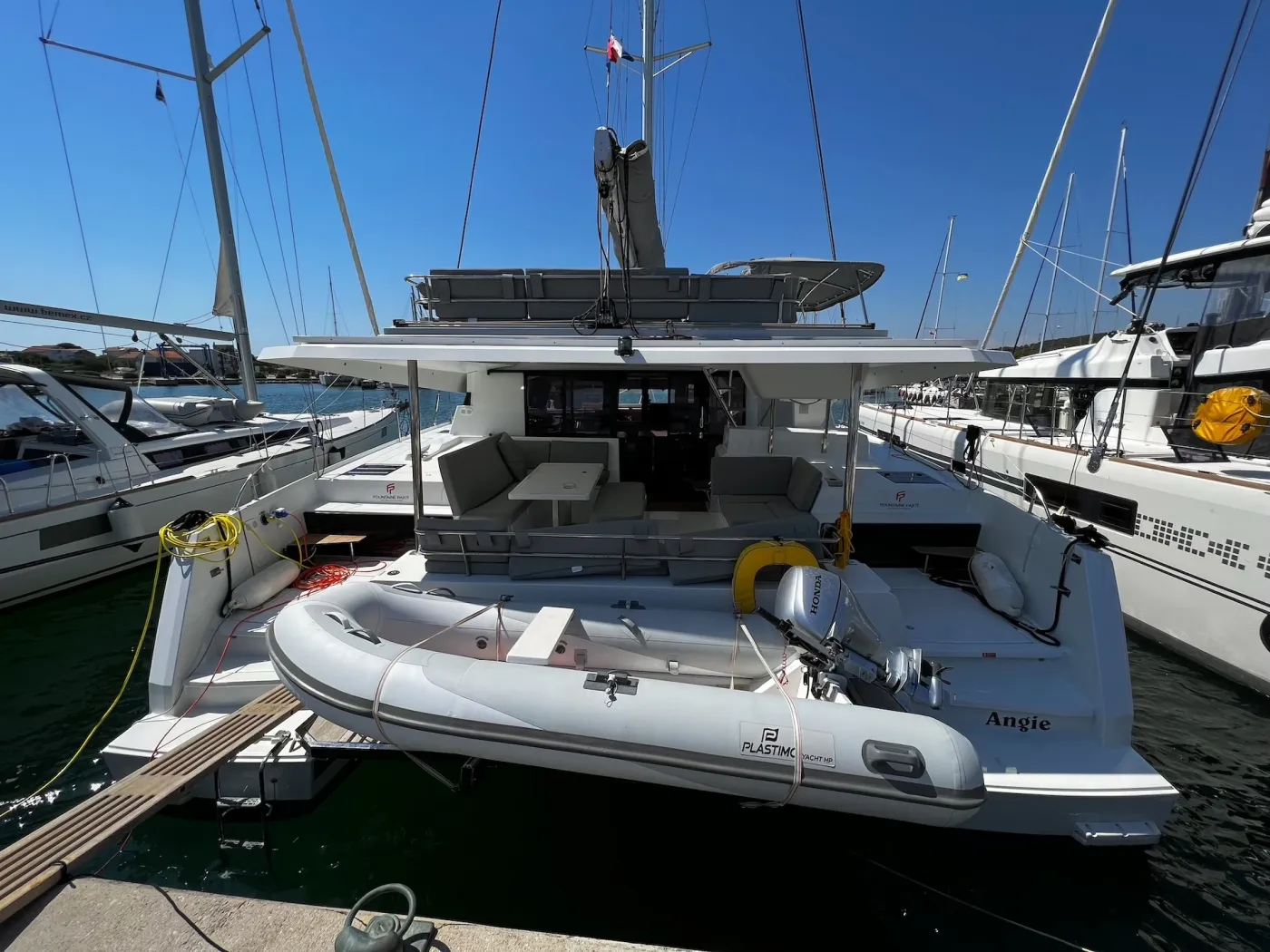 Angie - Catamaran in Bibinje